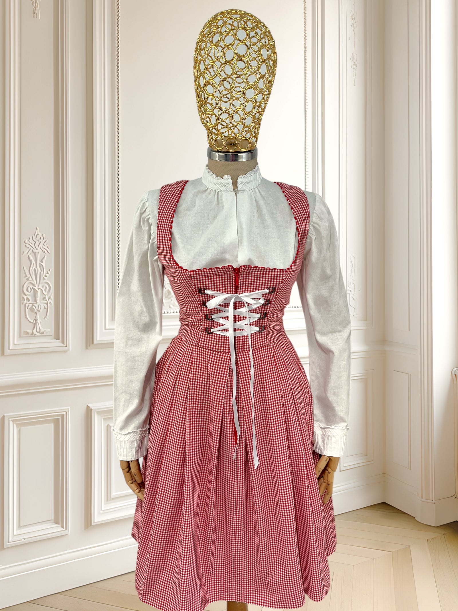Rochie bavareză mărimea XS