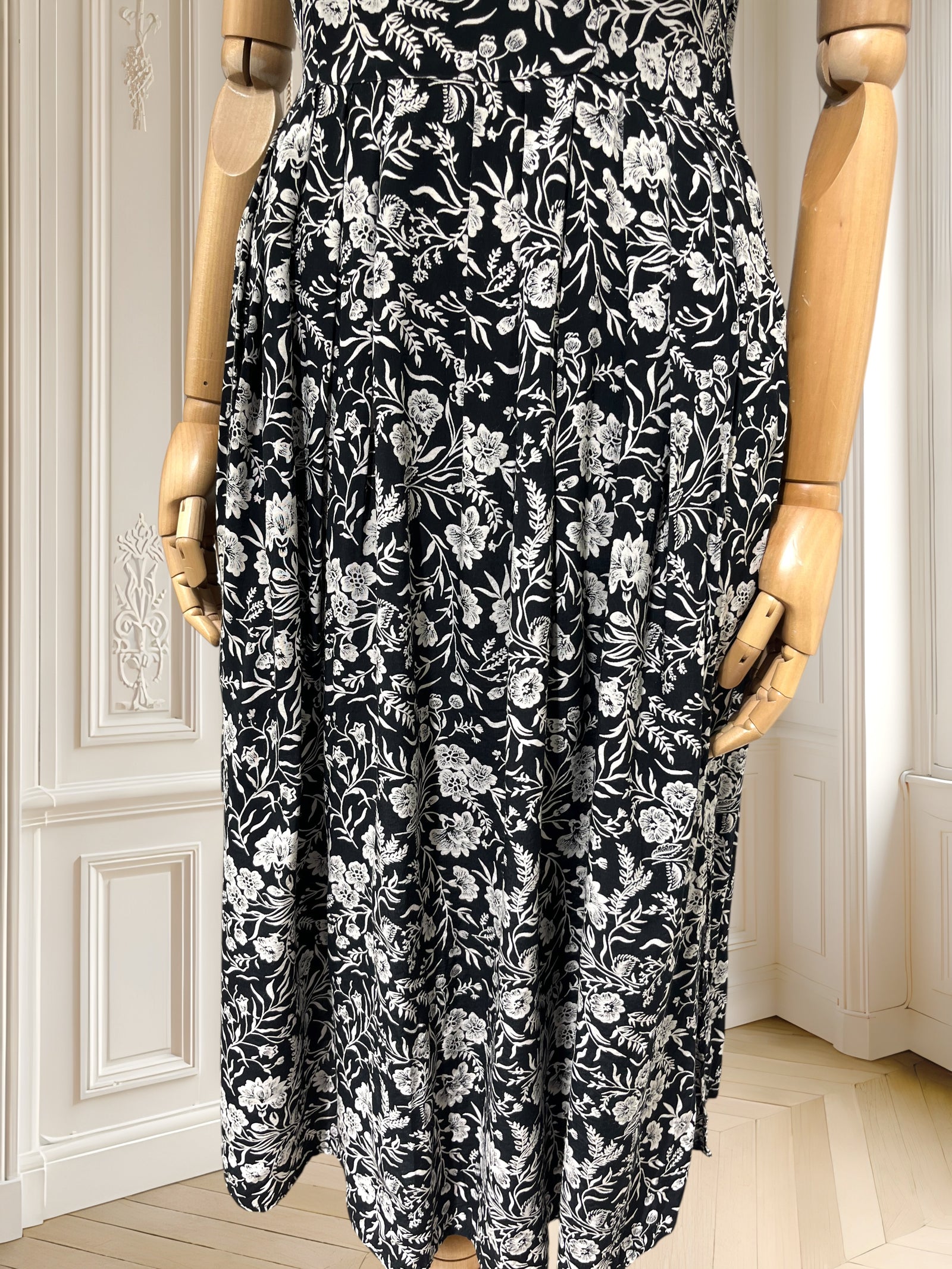 Rochie vintage din vâscoză potrivită pentru S/M