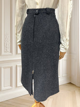 Încarcă imaginea în vizualizatorul Galerie, Fustă vintage din lână mărimea L
