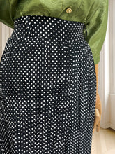 Încarcă imaginea în vizualizatorul Galerie, Pantaloni plisați cu buline potriviți pentru M/L
