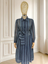 Încarcă imaginea în vizualizatorul Galerie, Rochie vintage din pânză de bumbac mărimea L
