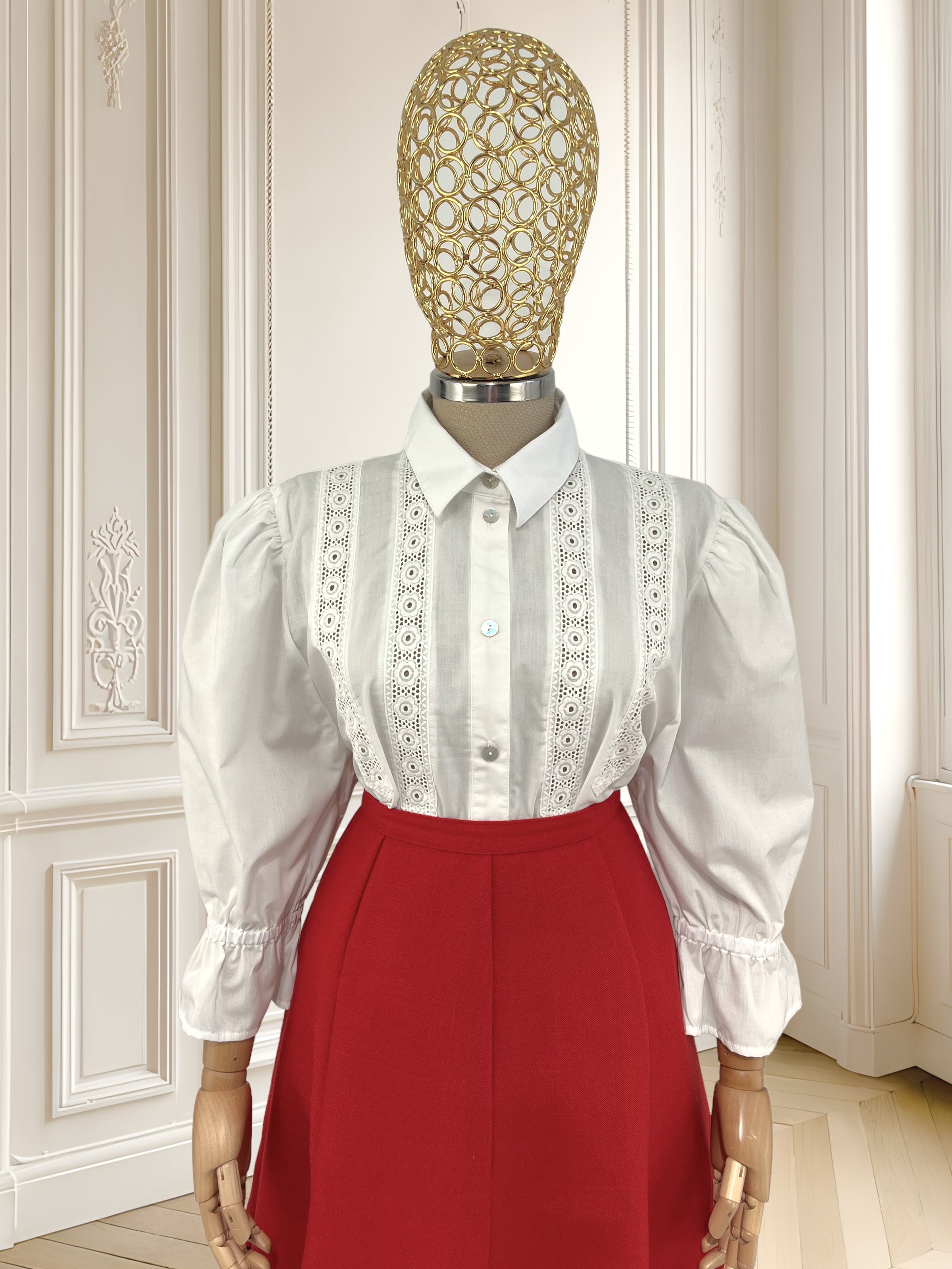 Cămașă vintage cu broderie mărimea XL