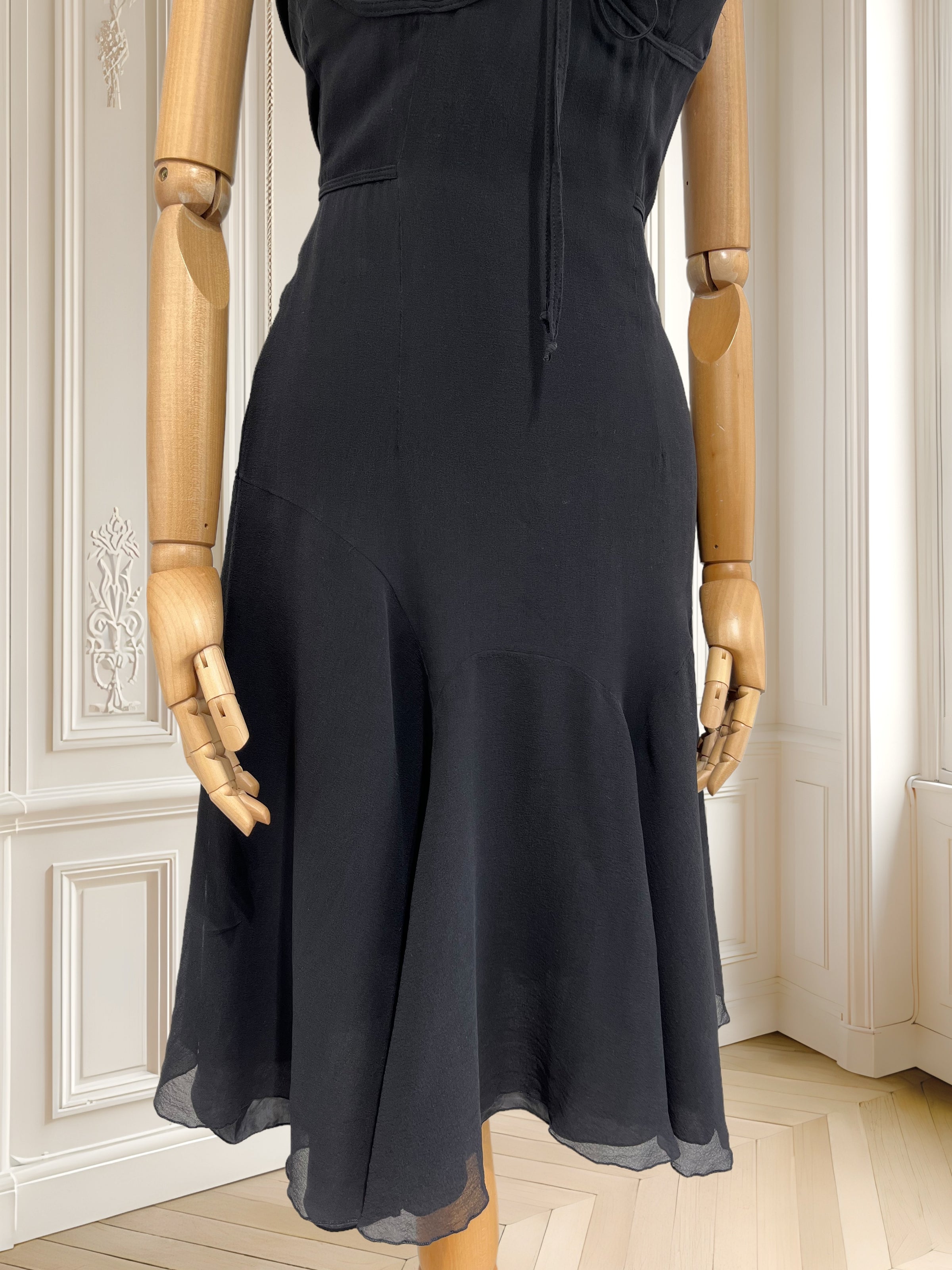 Rochie neagră din mătase naturală potrivită pentru XS/S