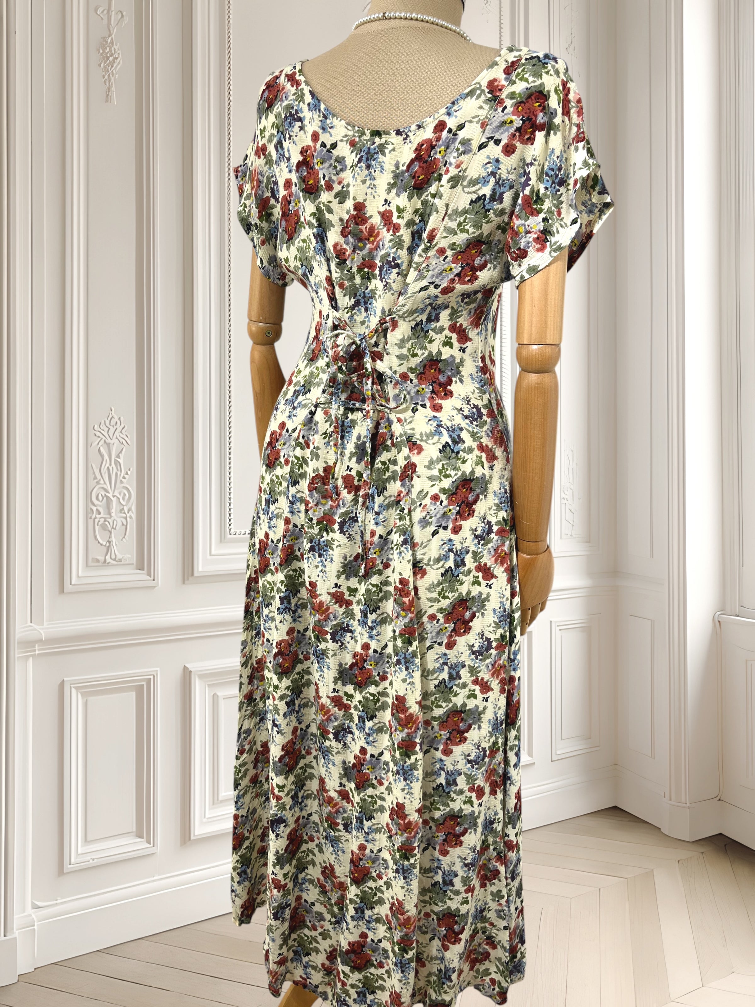 Rochie vintage din vâscoză potrivită pentru S/M