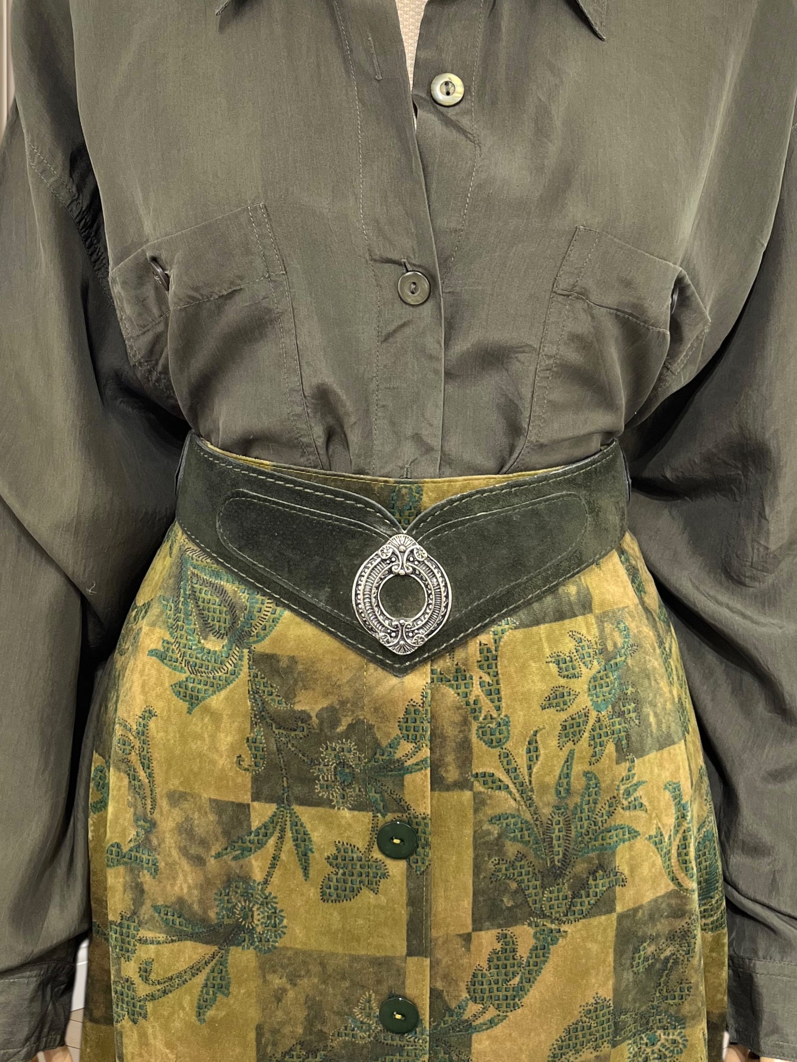 Centură vintage din piele întoarsă
