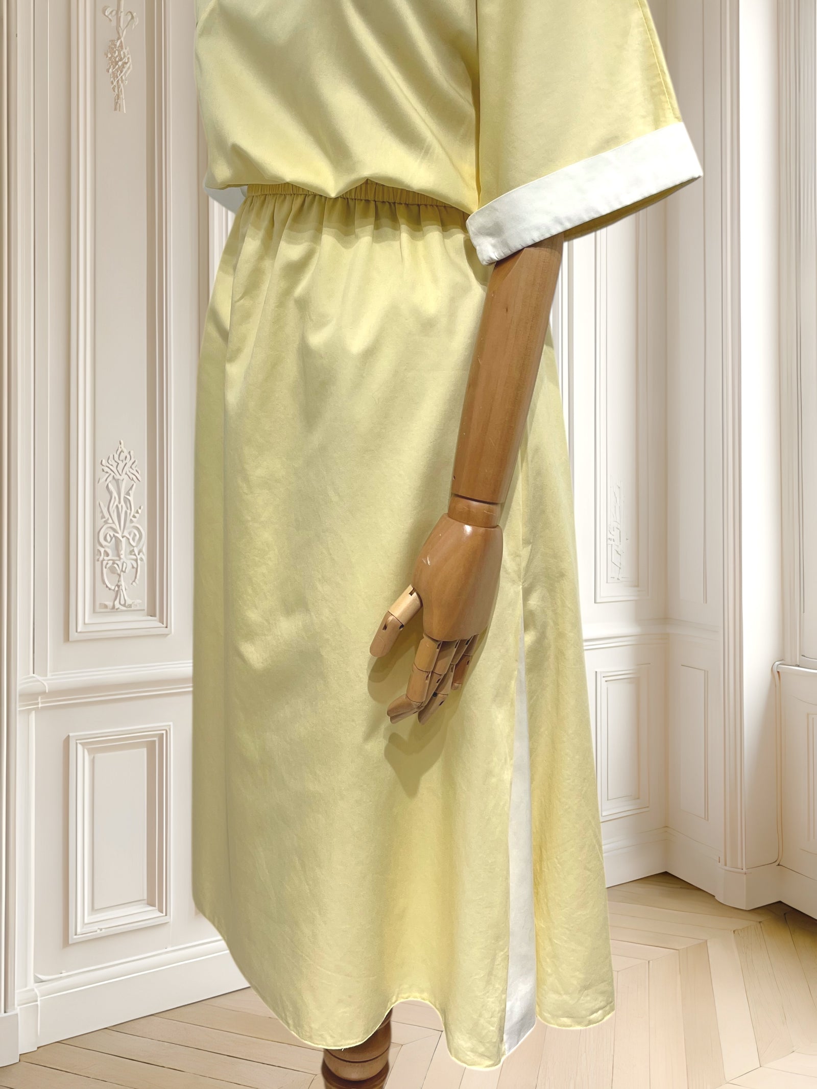 Rochie vintage cu croi fluture mărimea M