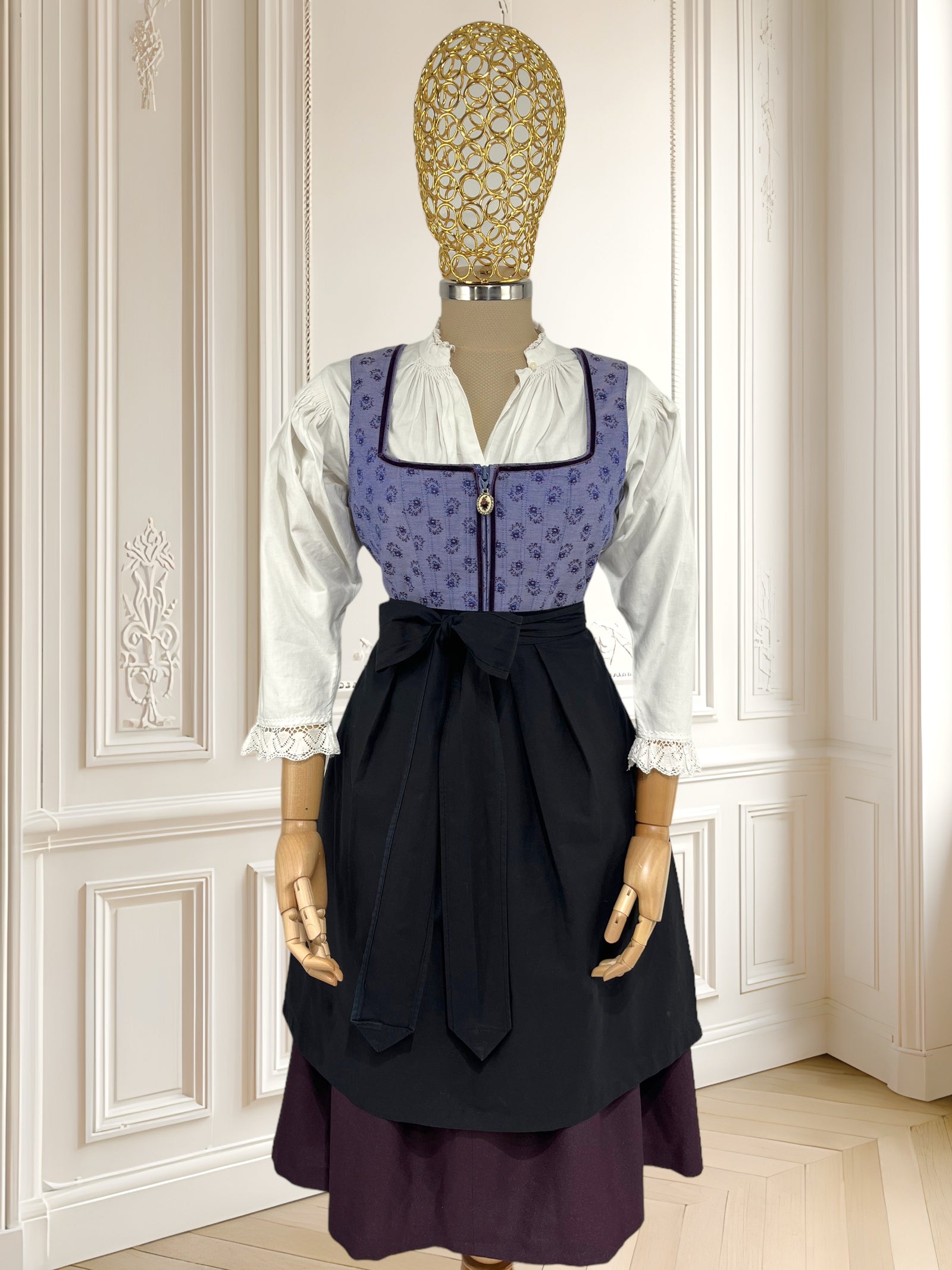 Rochie bavareză mov mărimea S