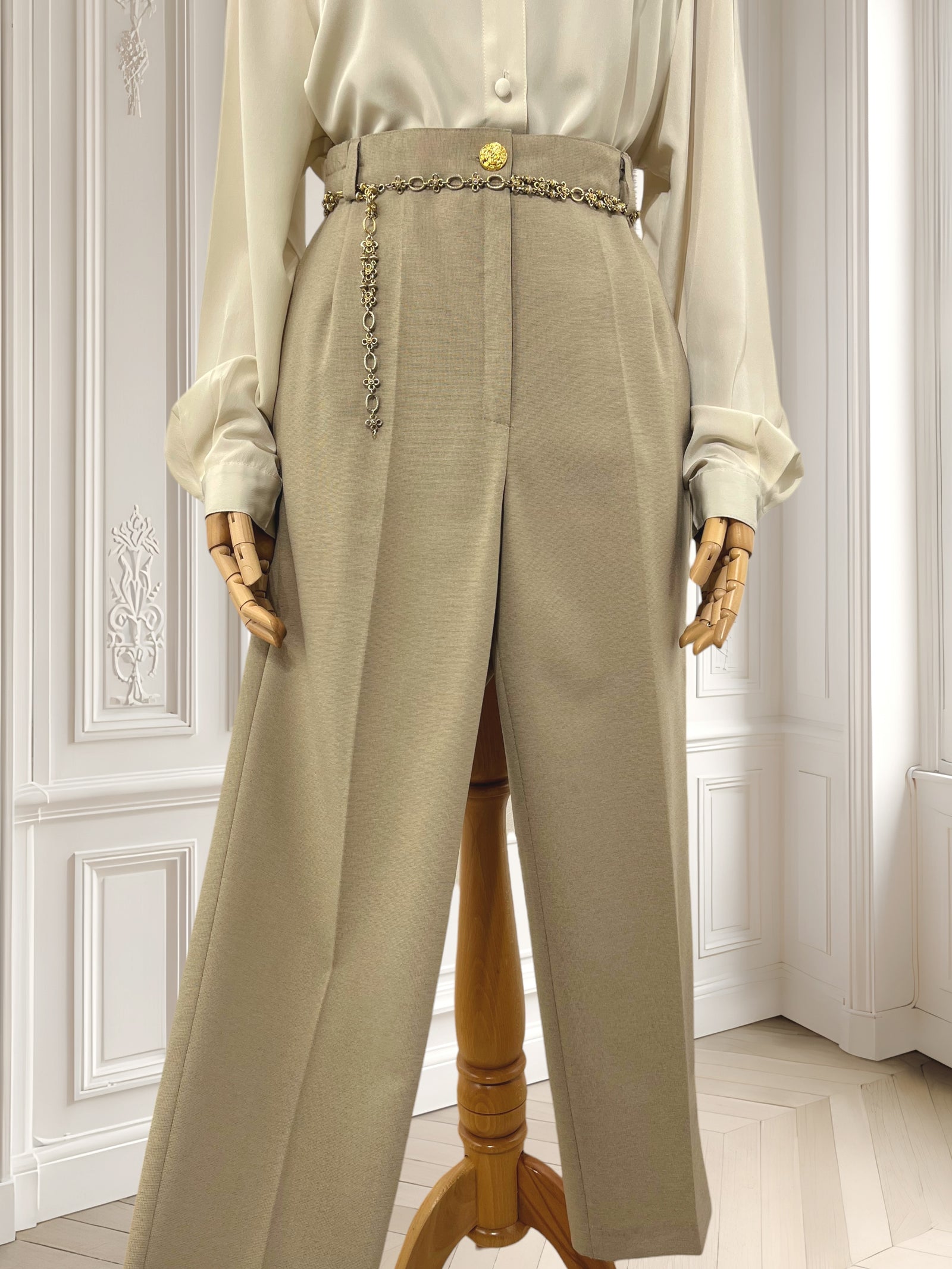 Pantaloni țigaretă crem mărimea M