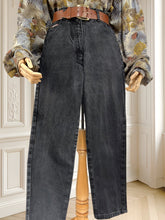 Încarcă imaginea în vizualizatorul Galerie, Jeans vintage negri mărimea S
