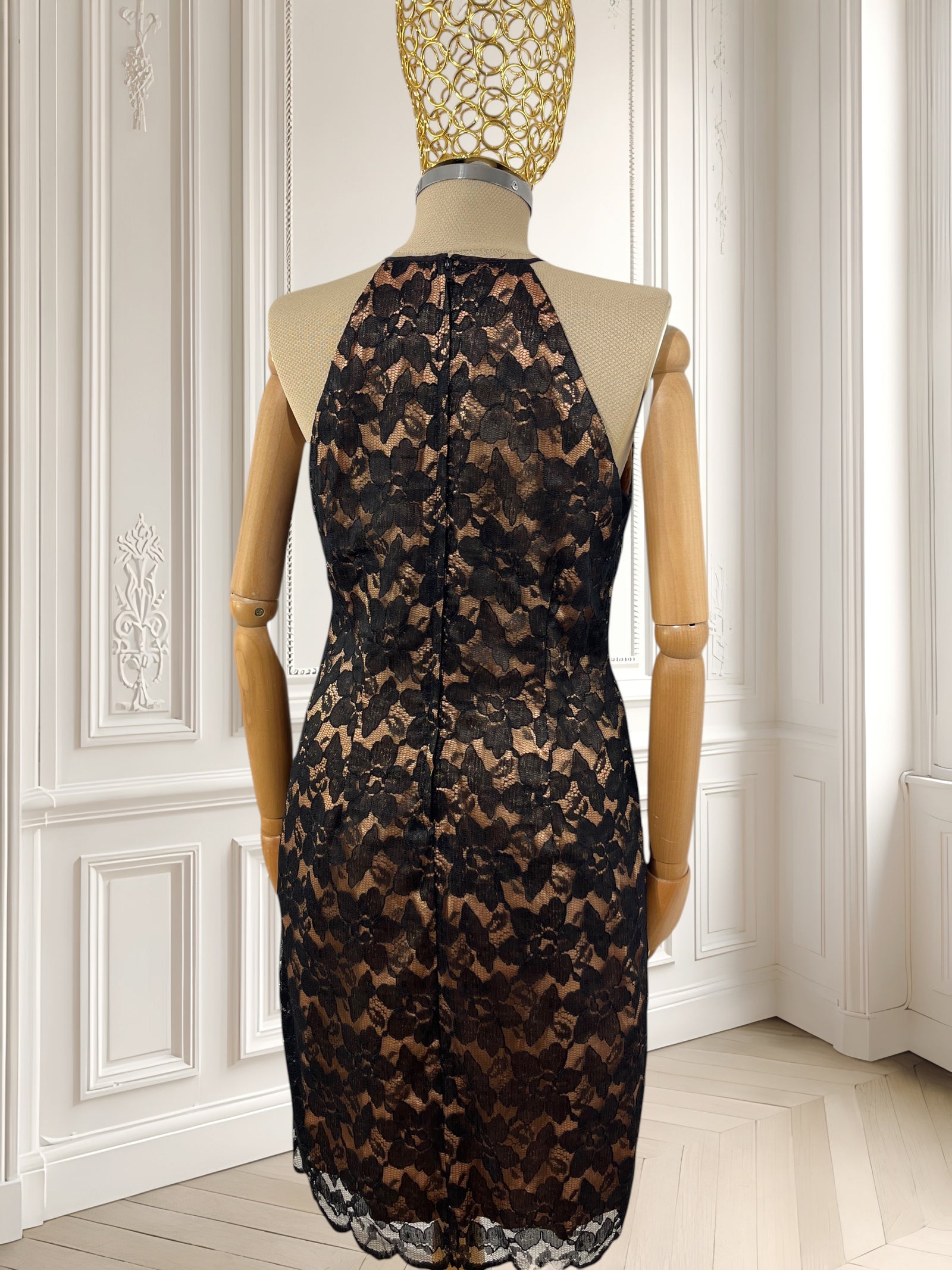 Rochie elegantă cu dantelă mărimea M