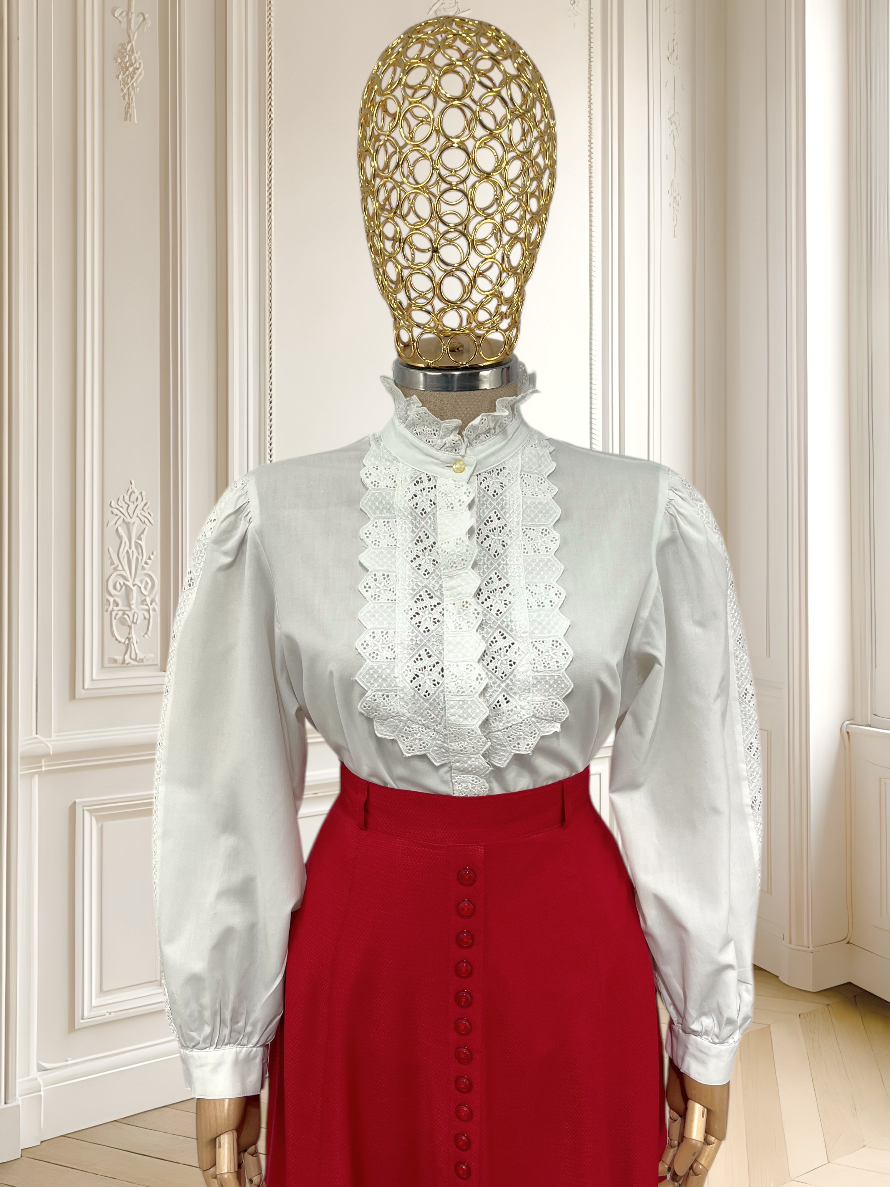 Cămașă vintage albă cu broderie mărimea L
