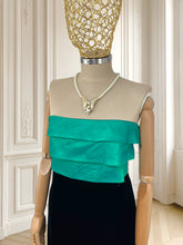 Încarcă imaginea în vizualizatorul Galerie, Rochie de seară din catifea mărimea L
