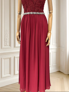 Rochie de seară cu talie accentuată mărimea S