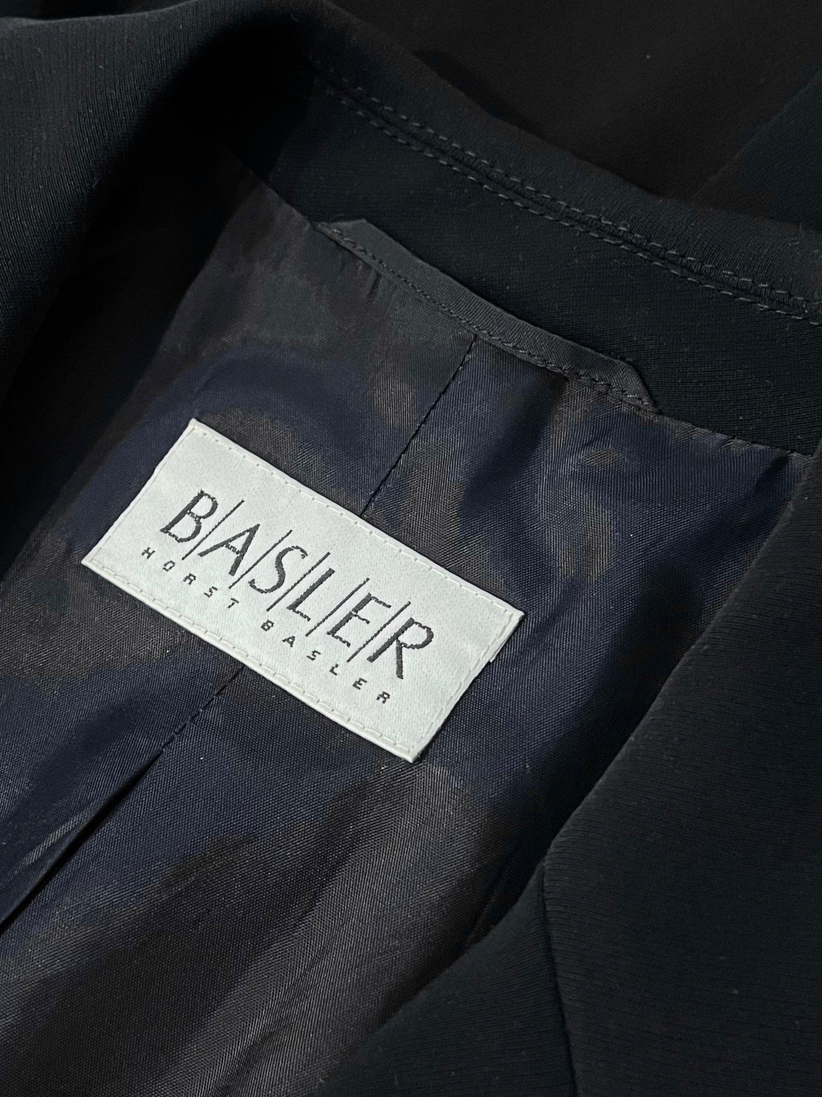 Sacou Basler bleumarin potrivit pentru S/M