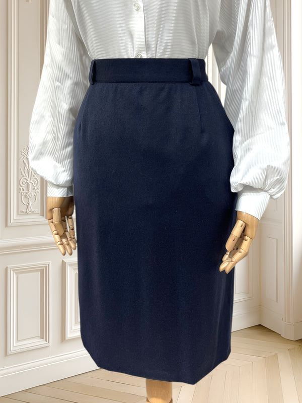 Fustă bleumarin din lână pură mărimea S