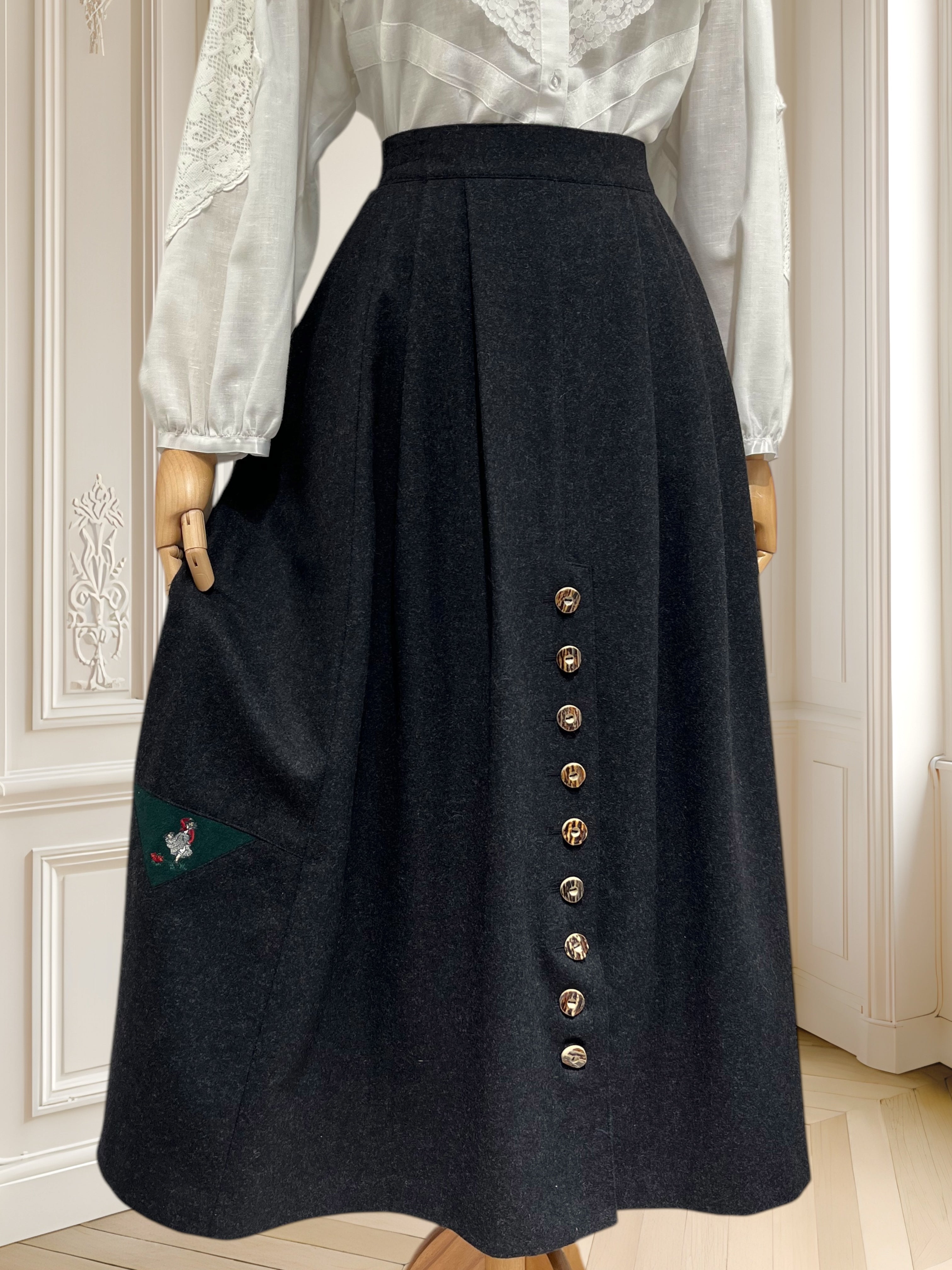 Fustă vintage din lână pură mărimea L