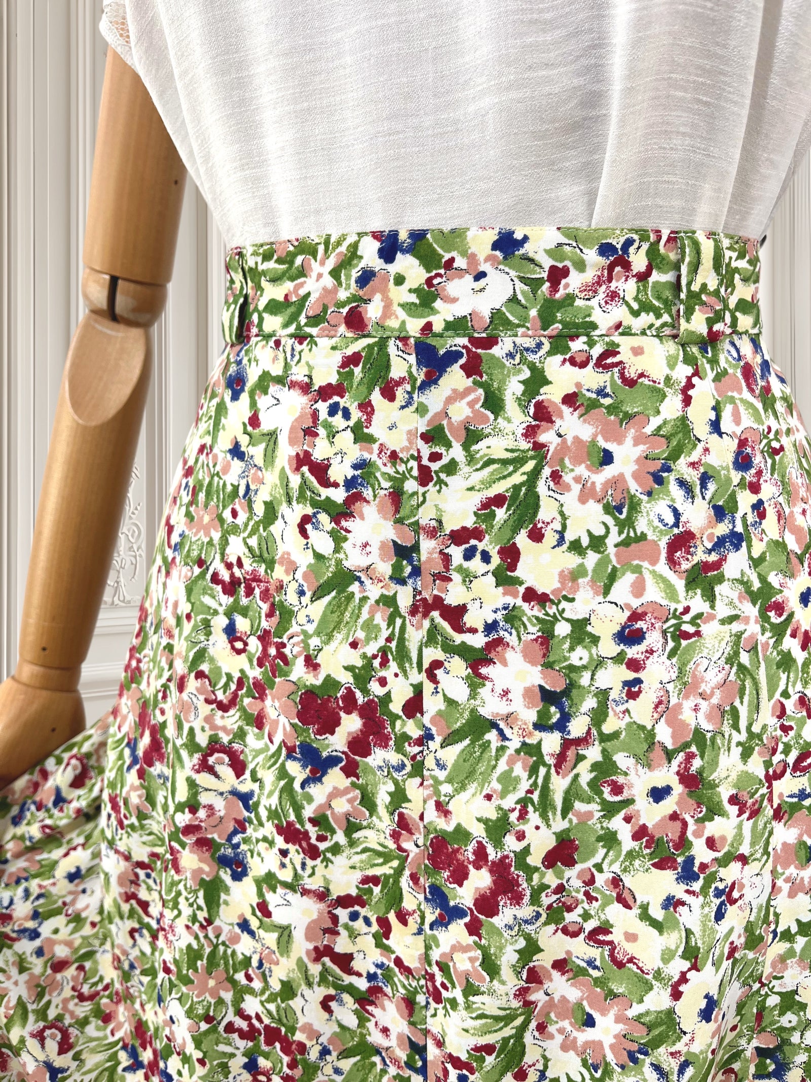 Fustă din vâscoză cu print floral mărimea M