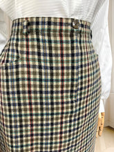 Încarcă imaginea în vizualizatorul Galerie, Fustă vintage din lână pură mărimea M
