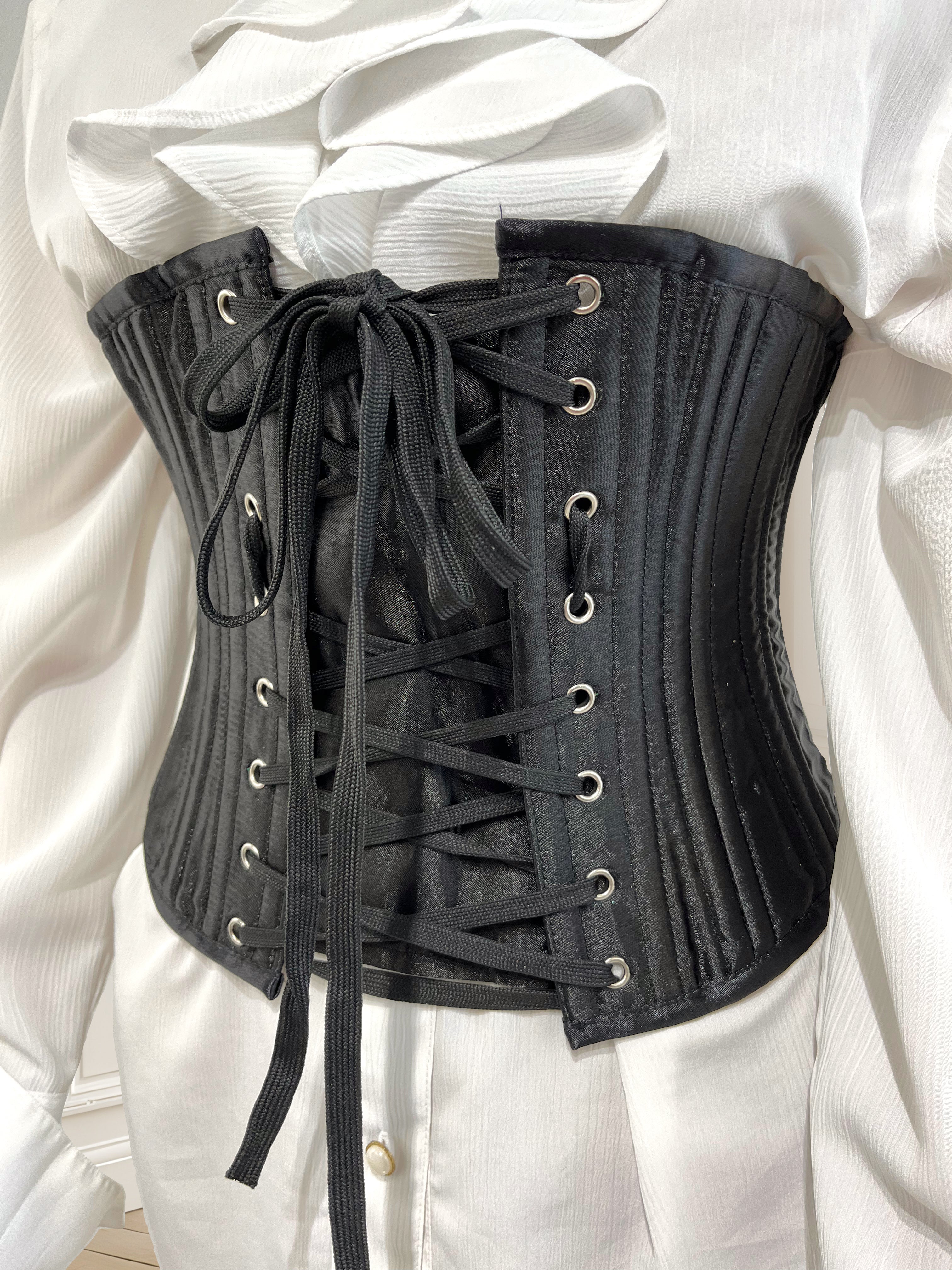 Corset negru cu șnur mărimea XS