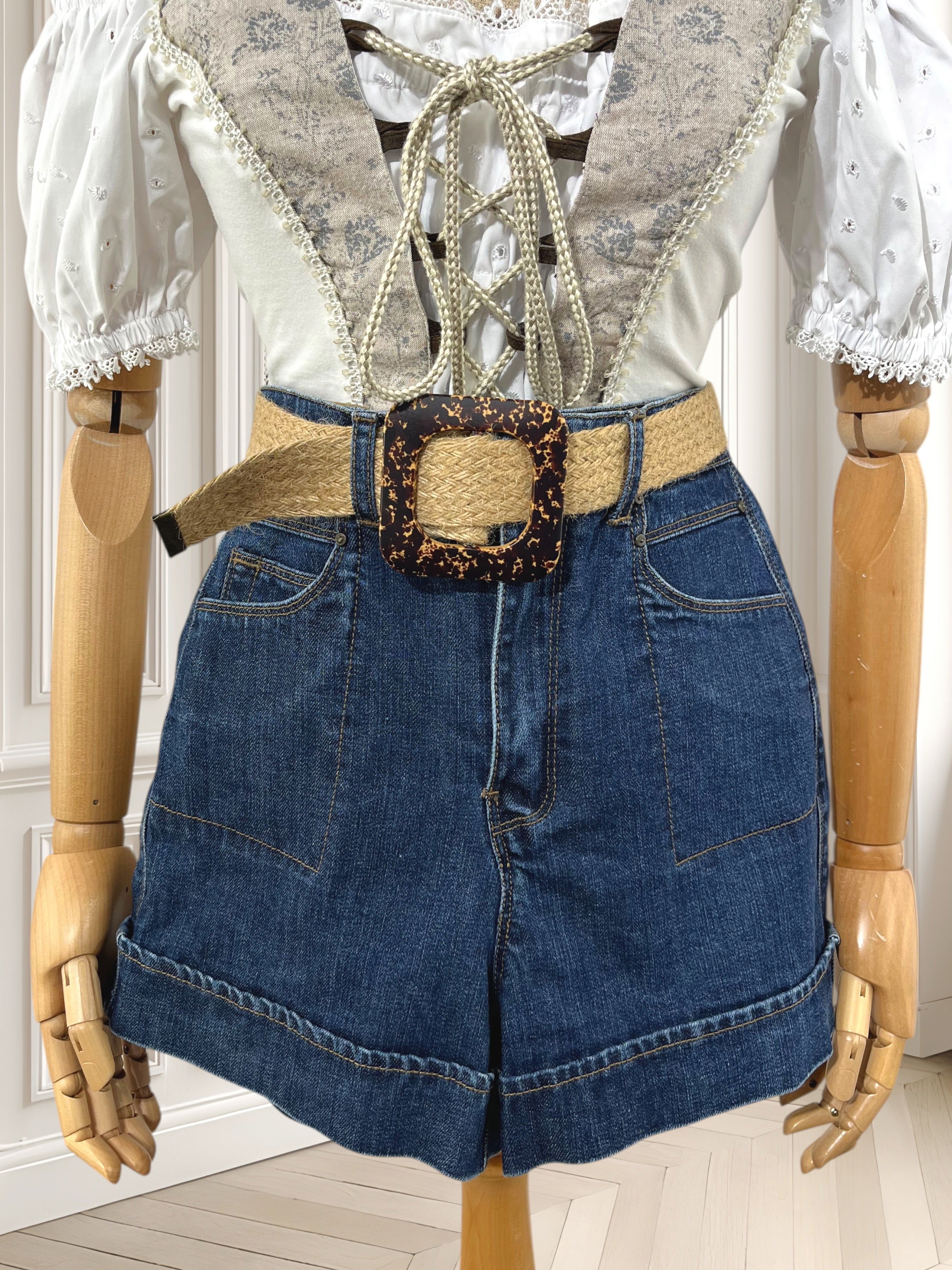 Pantaloni scurți din denim mărimea XS