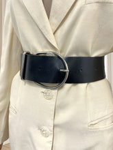 Încarcă imaginea în vizualizatorul Galerie, Centură lată din piele
