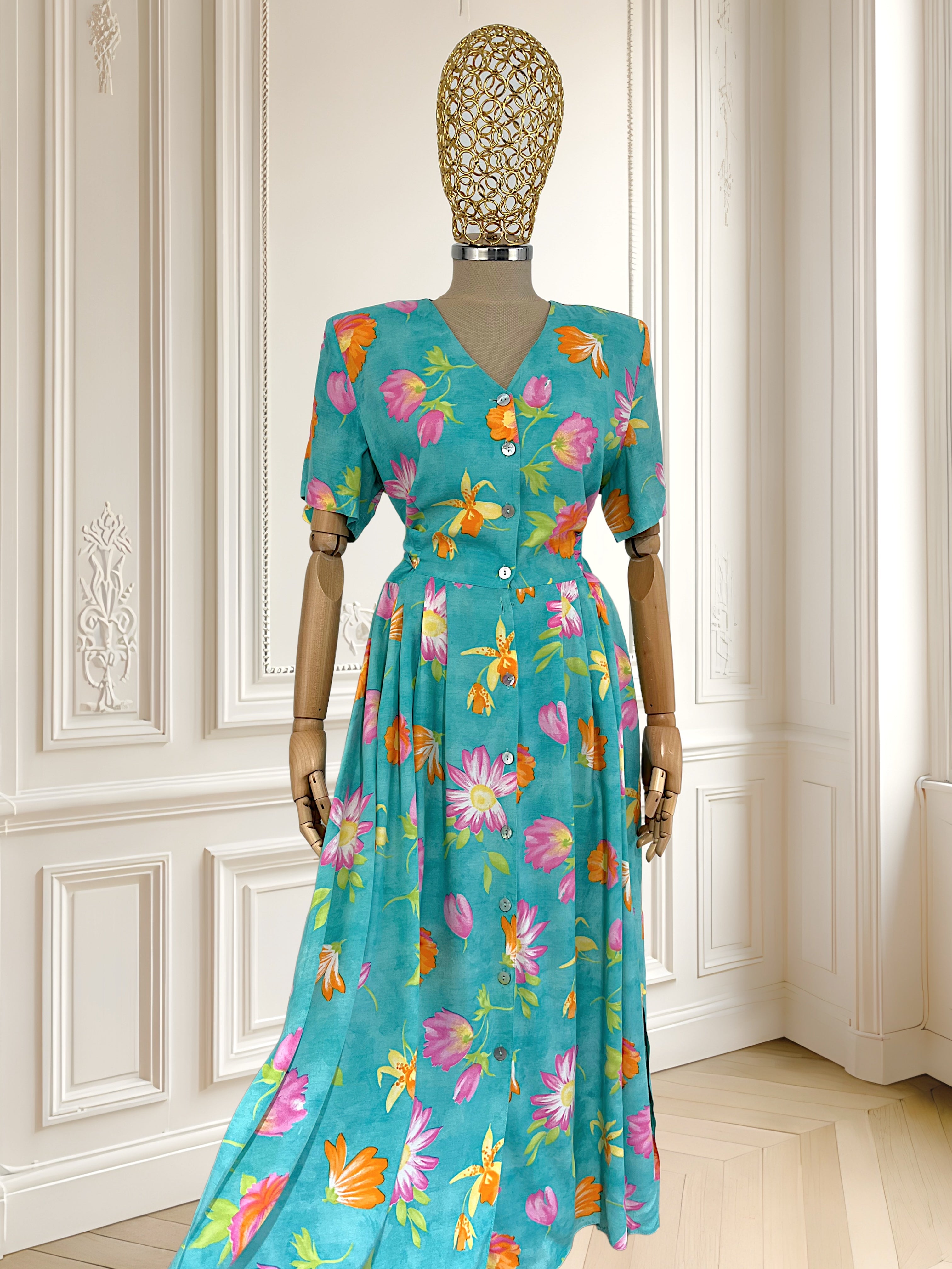 Rochie vaporoasă din vâscoză potrivită pentru M/L