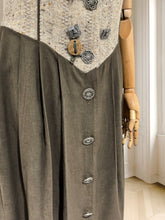 Încarcă imaginea în vizualizatorul Galerie, Rochie vintage din amestec de lână și vâscoză mărimea L
