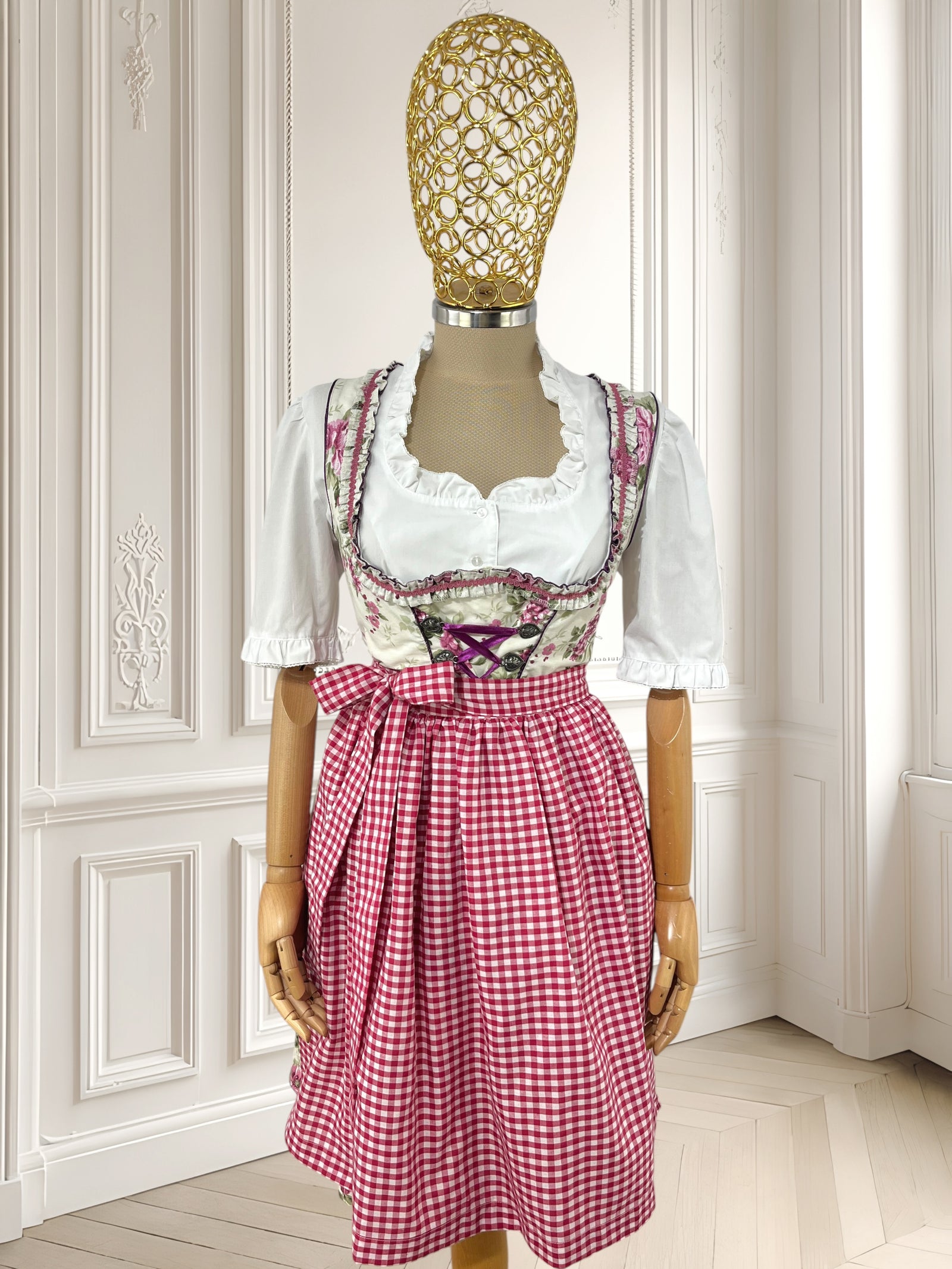 Rochie bavareză cu print floral mărimea M