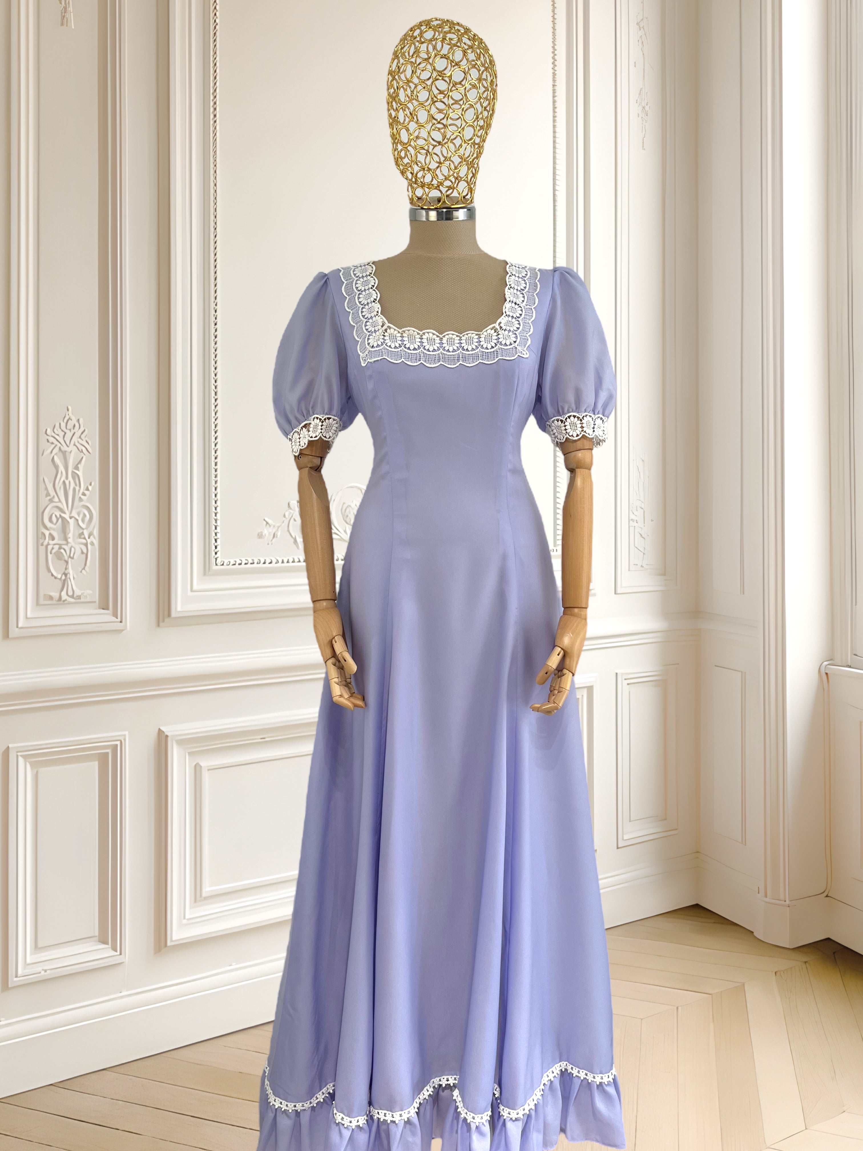 Rochie vintage lucrată manual mărimea M