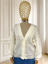 Încarcă imaginea în vizualizatorul Galerie, Cardigan vintage tricotat mărimea M
