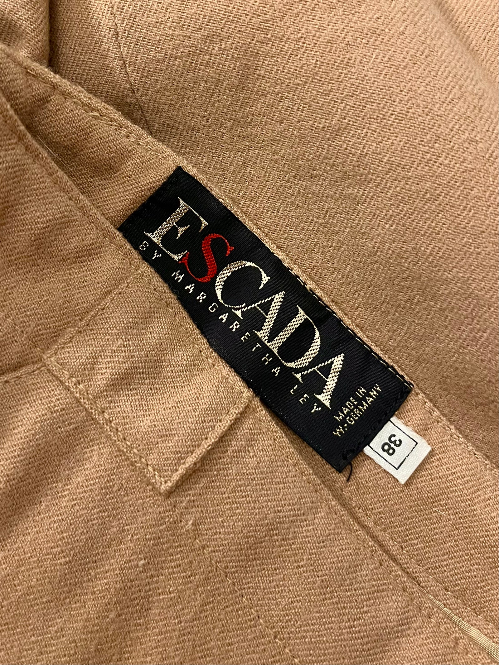 Fustă Escada din lână pură potrivită pentru M/L