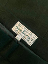 Încarcă imaginea în vizualizatorul Galerie, Fustă vintage din lână extrafină de merino mărimea M
