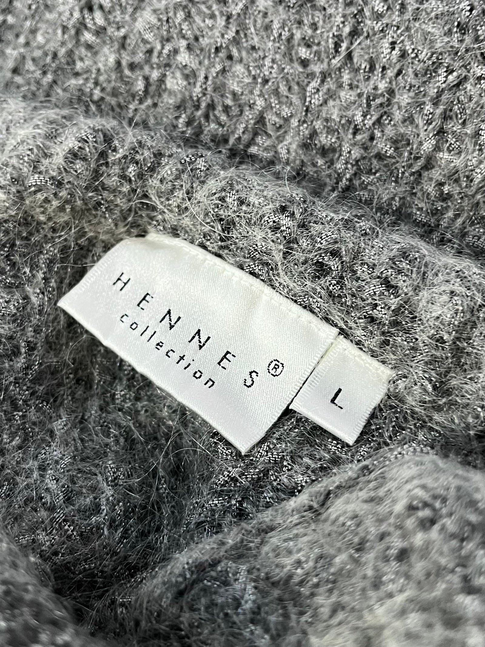 Pulover pufos din amestec de mohair mărimea L