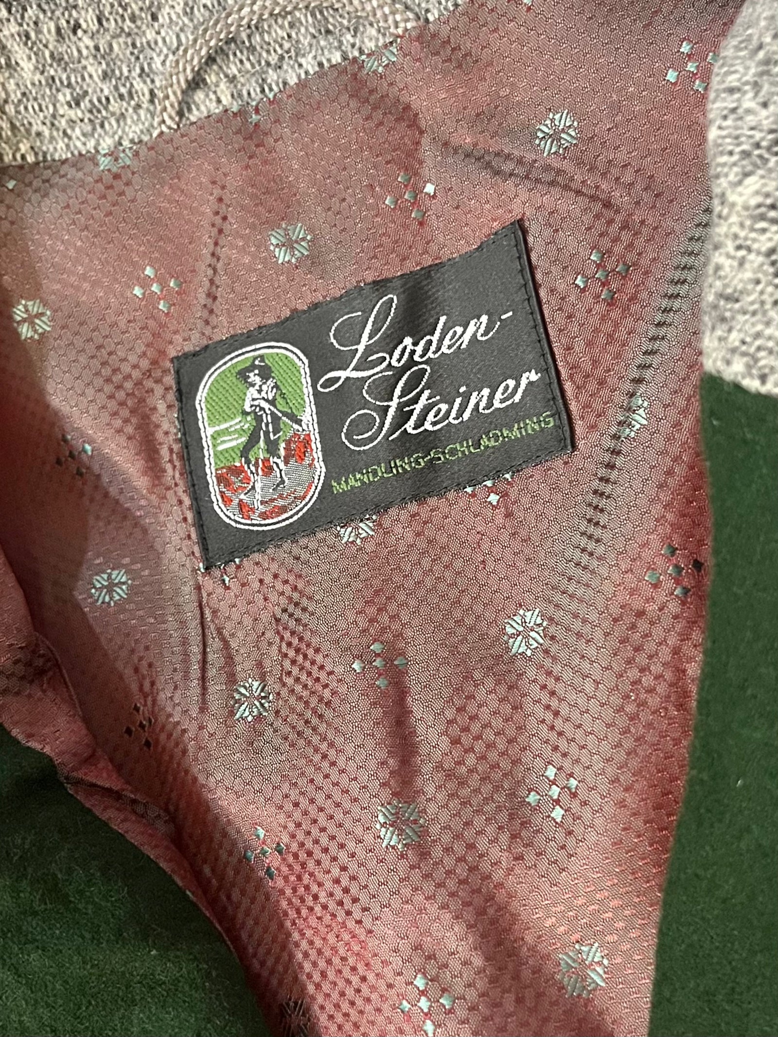 Sacou vintage din lână pură mărimea L