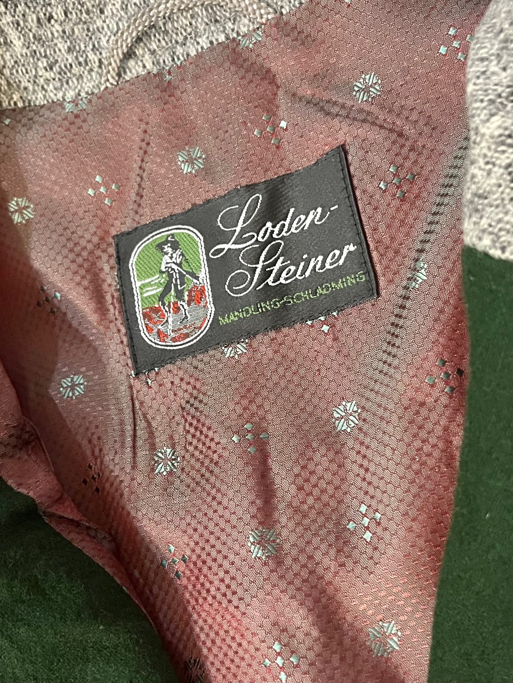 Sacou vintage din lână pură mărimea L