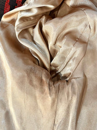 Compleu vintage din brocart potrivit pentru S/M
