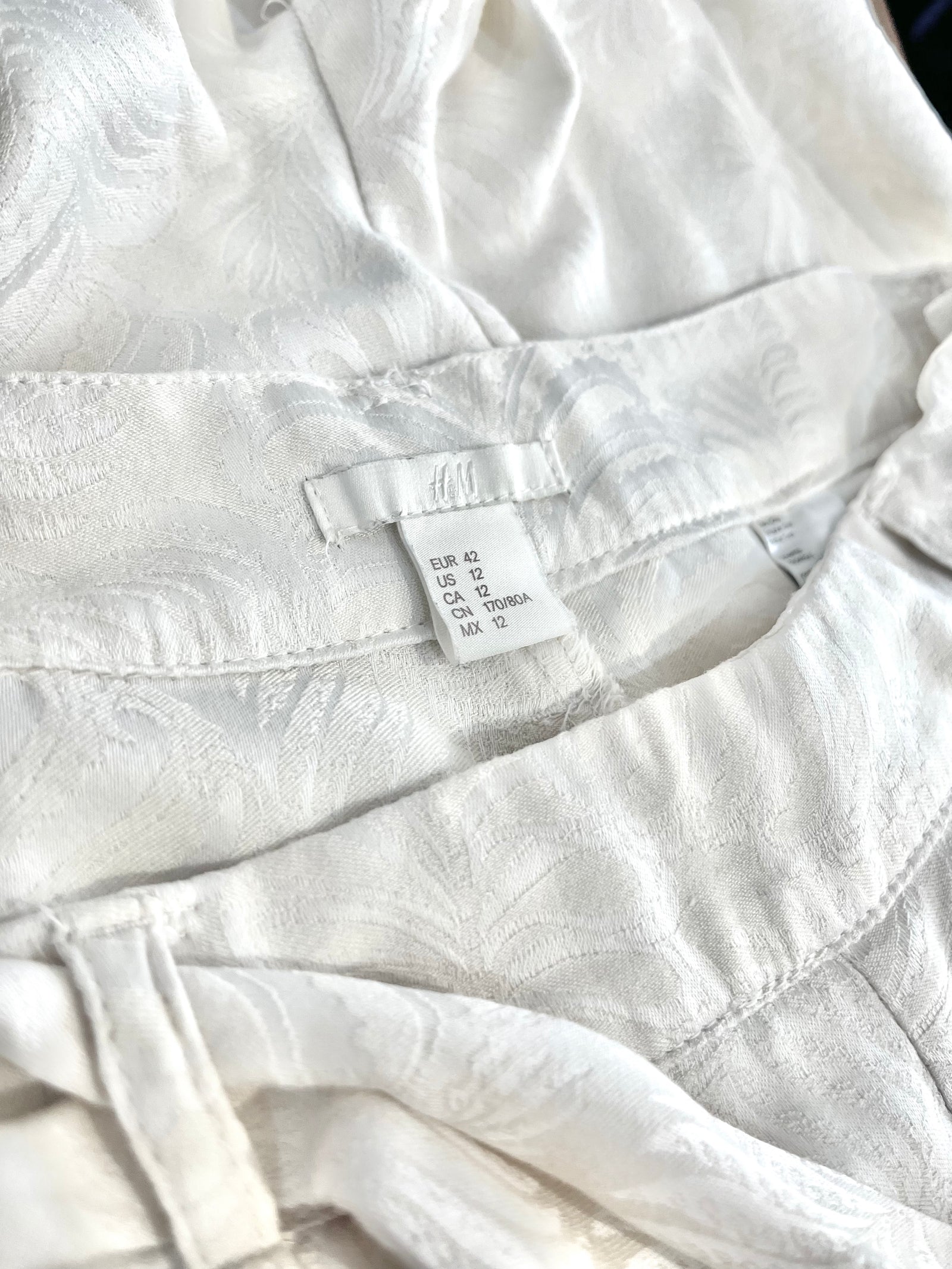 Pantaloni din jacquard texturat mărimea M