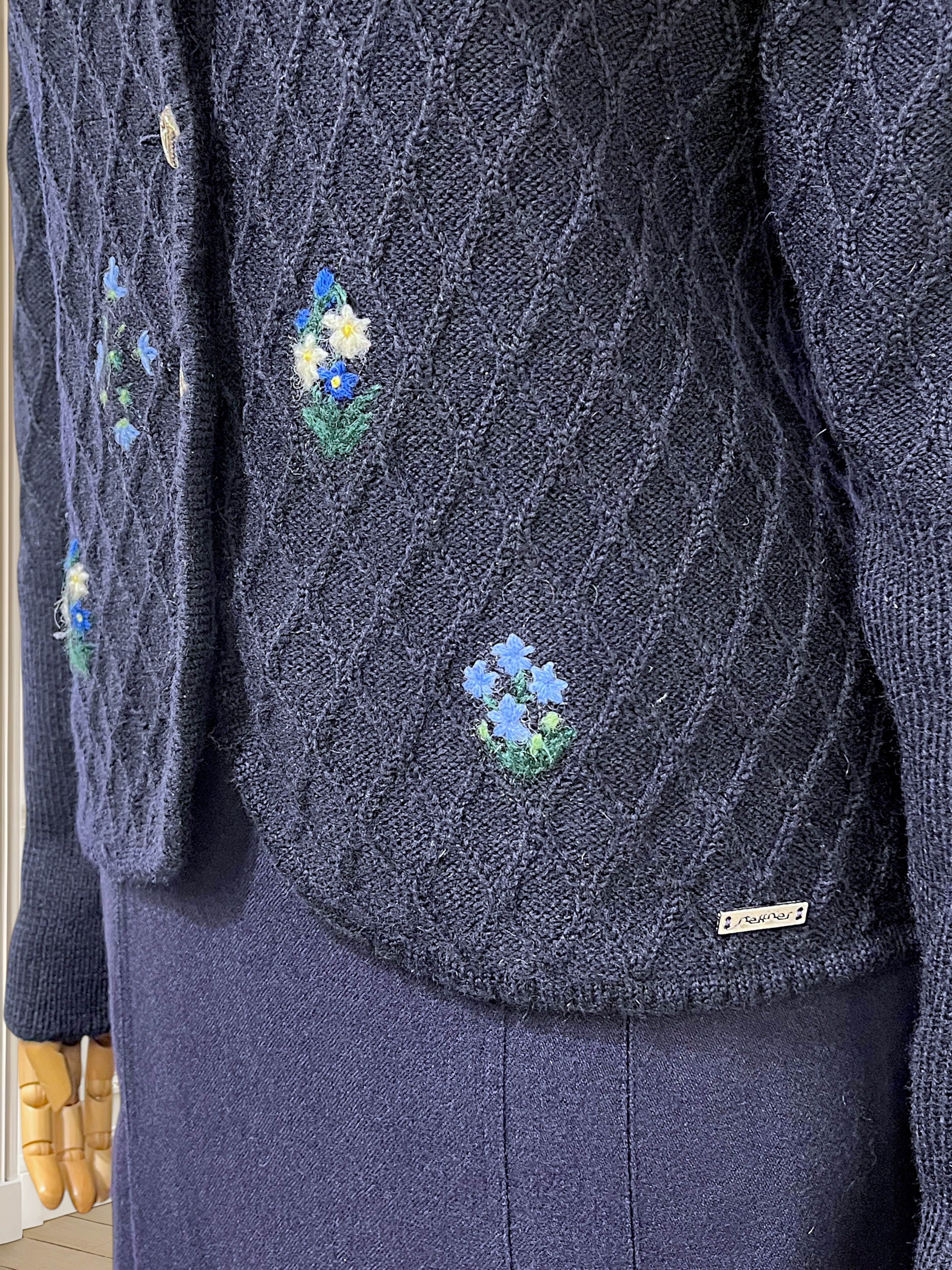 Cardigan vintage din lână pură mărimea M