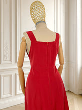 Încarcă imaginea în vizualizatorul Galerie, Rochie roșie mărimea M
