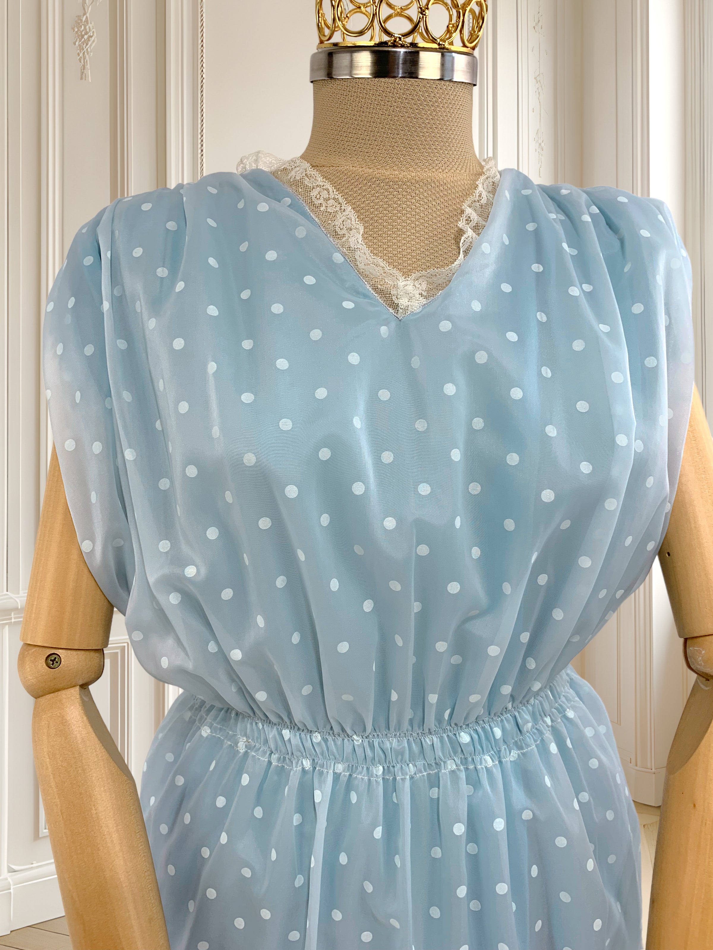 Rochie vintage cu buline potrivită pentru L/XL