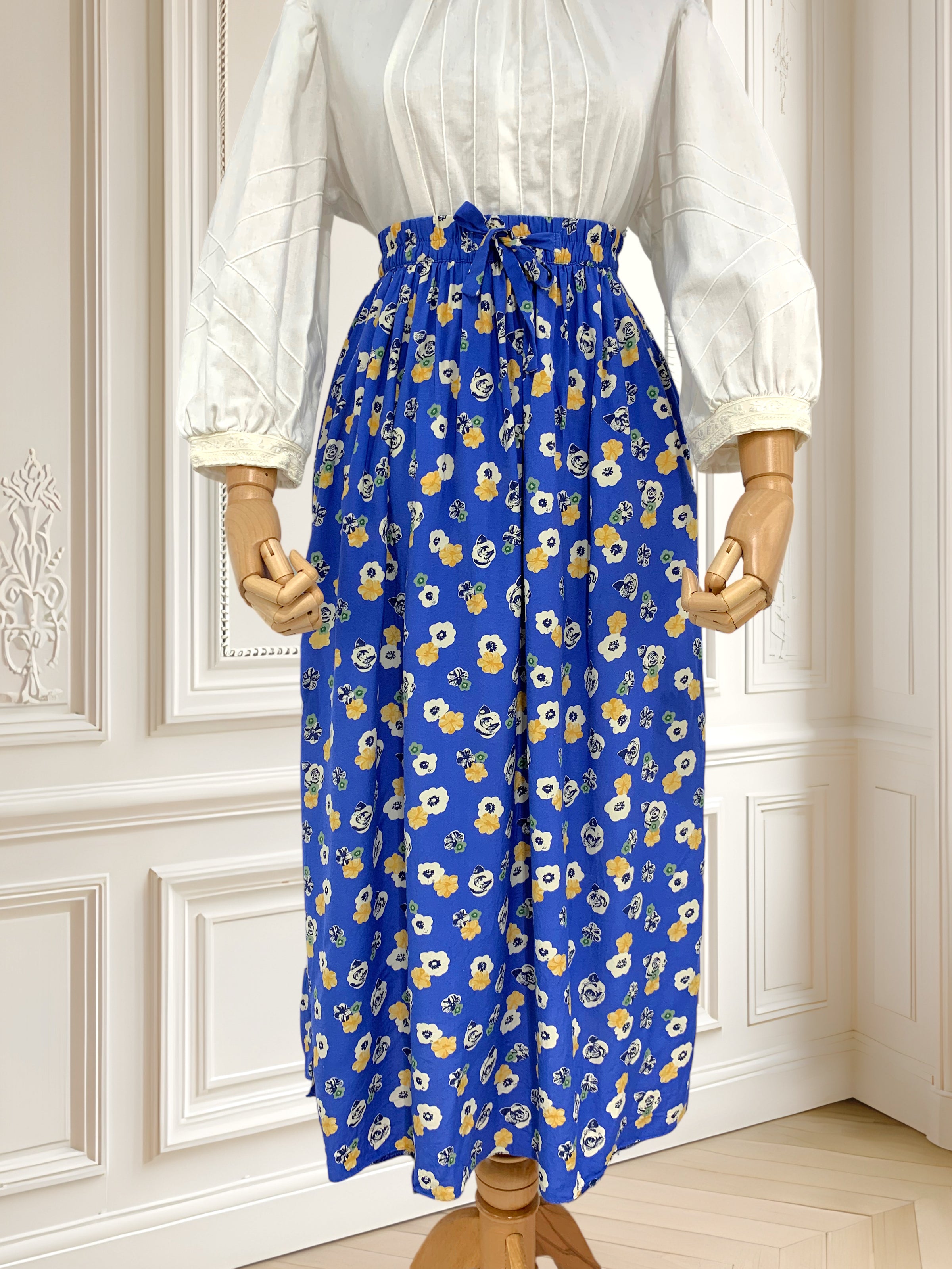 Fustă vintage din vâscoză potrivită pentru S/M