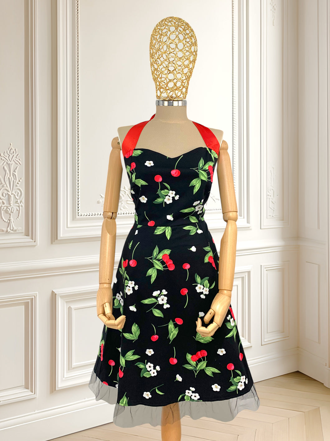 Rochie vintage cu flori de cireș mărimea M