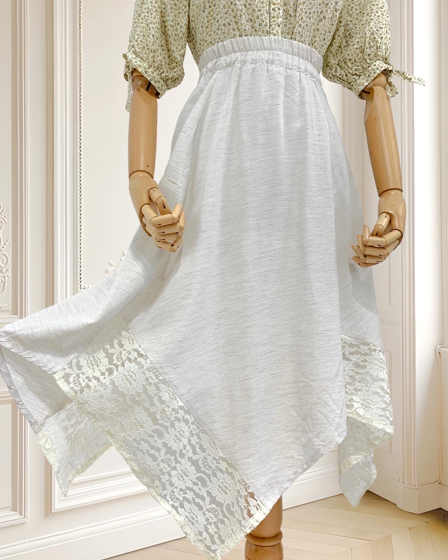 Fustă deosebită cu croi asimetric potrivită pentru L/XL