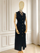 Încarcă imaginea în vizualizatorul Galerie, Rochie cu nasturi bijuterie mărimea M

