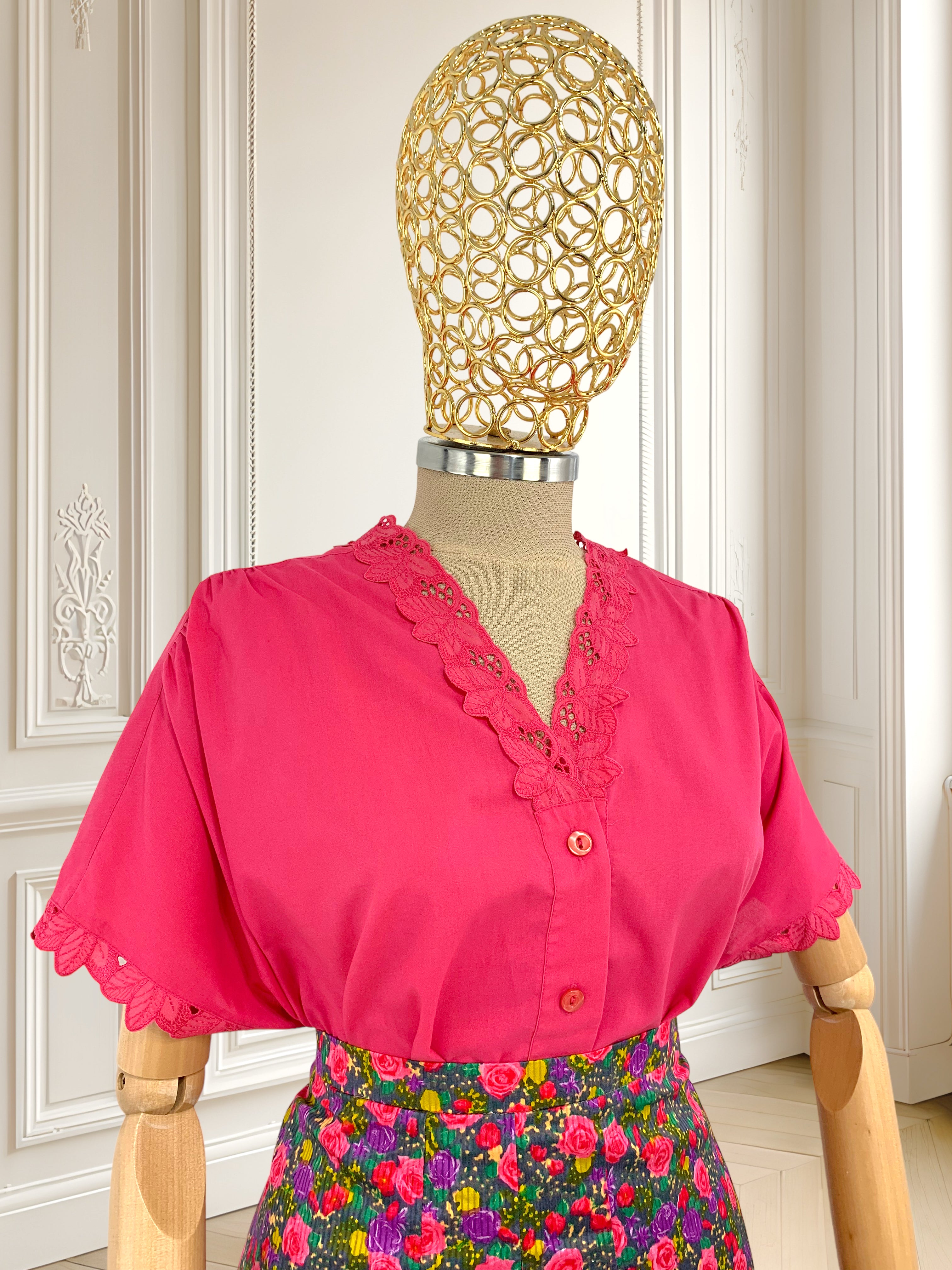 Cămașă roz cu broderie mărimea XL