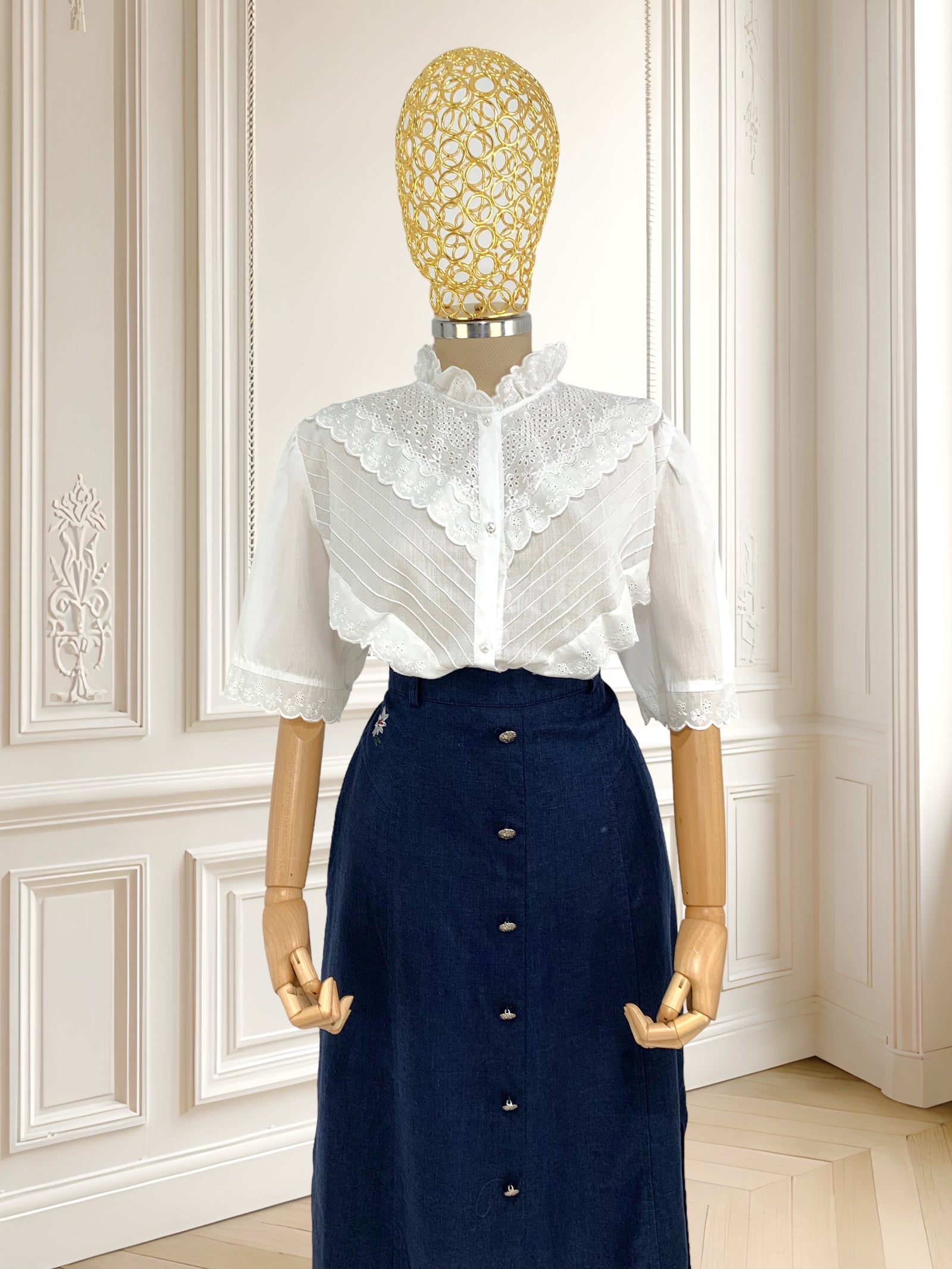 Cămașă vintage cu broderie potrivită pentru XL/XXL