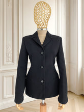 Încarcă imaginea în vizualizatorul Galerie, Sacou vintage Gianni Versace Couture mărimea S

