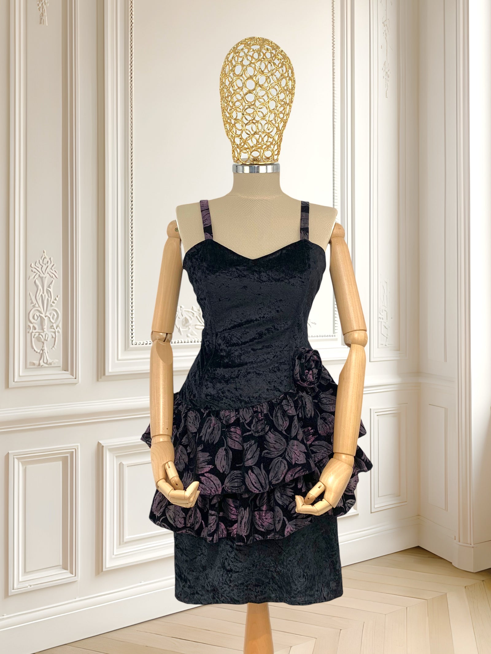 Rochie vintage din catifea cu volane potrivită pentru S/M