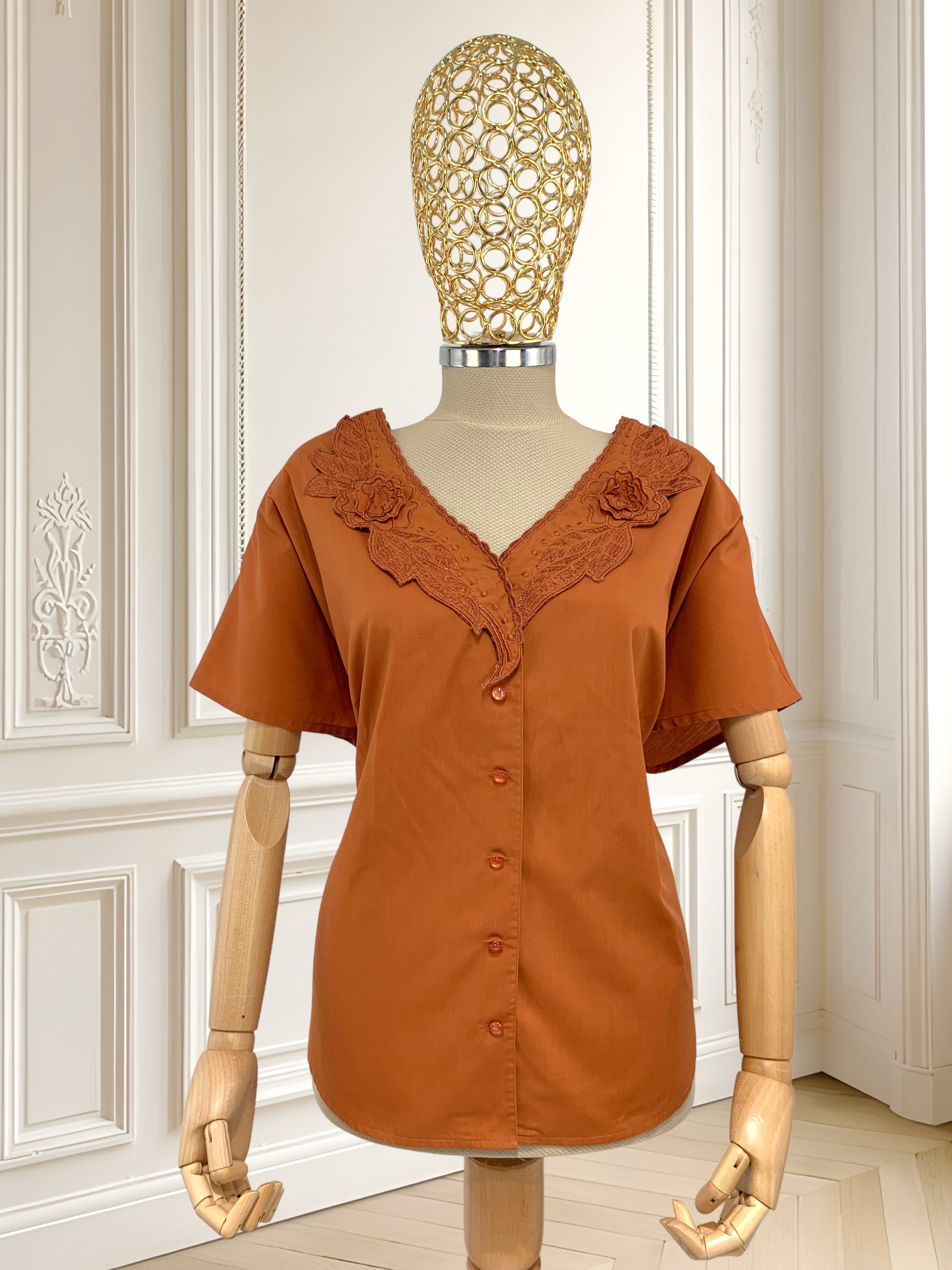 Cămașă cărămizie cu broderie mărimea XL