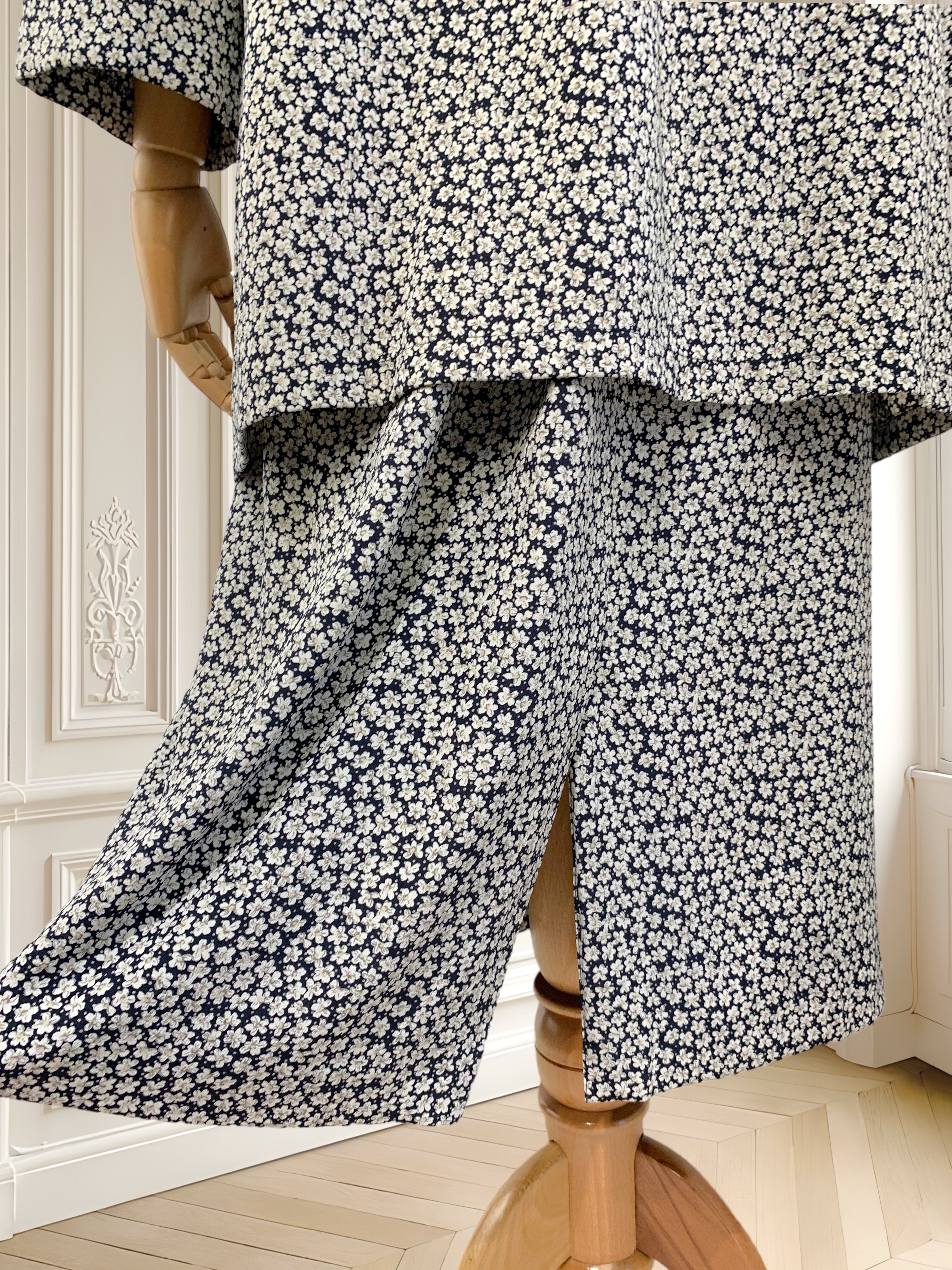 Compleu vintage cu print floral mărimea L
